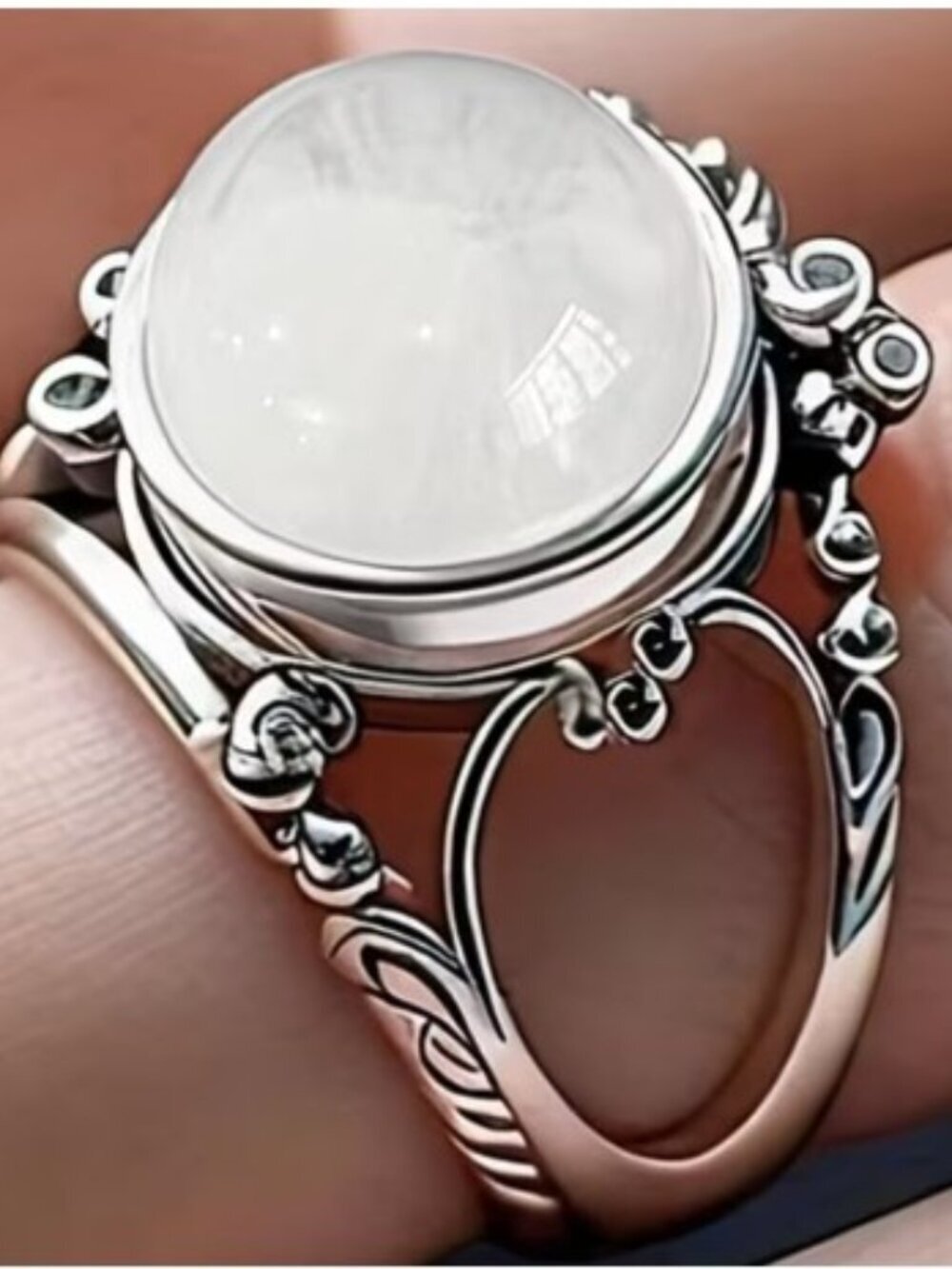 Round White Stone Wide Ring Plated White K Size 9
